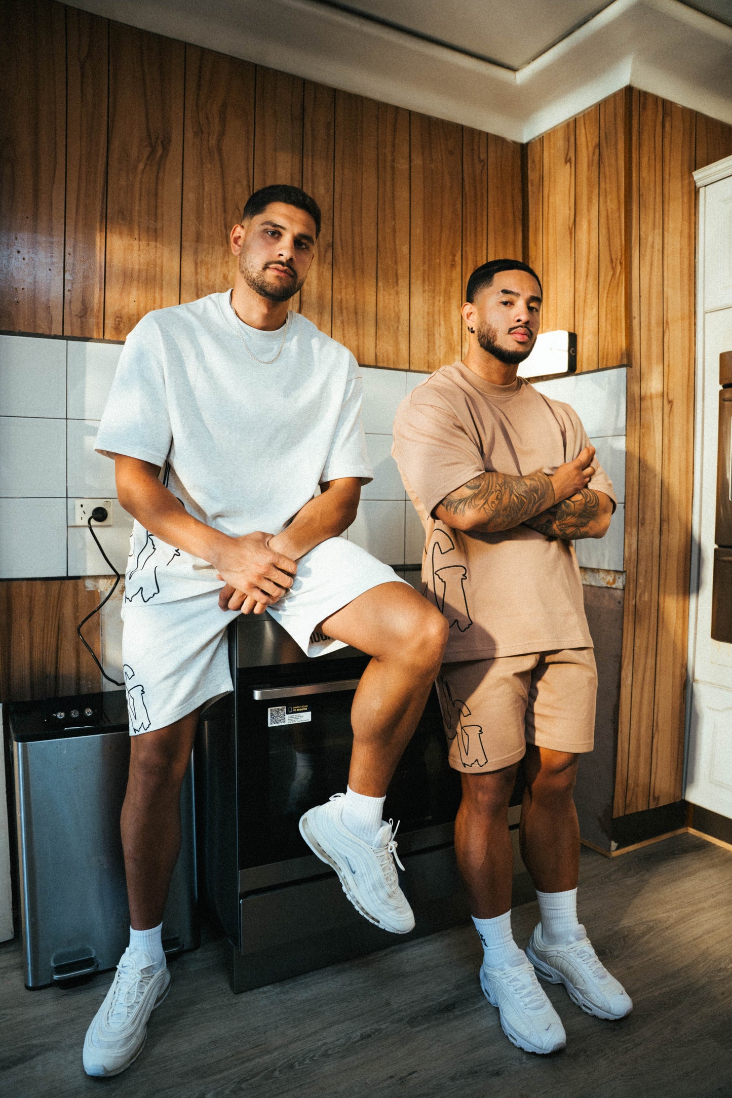 OMERTA SHORTS - WHITE MARL